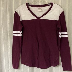 Victoria Secret PINK long sleeve tee. Maroon and white. Size XS